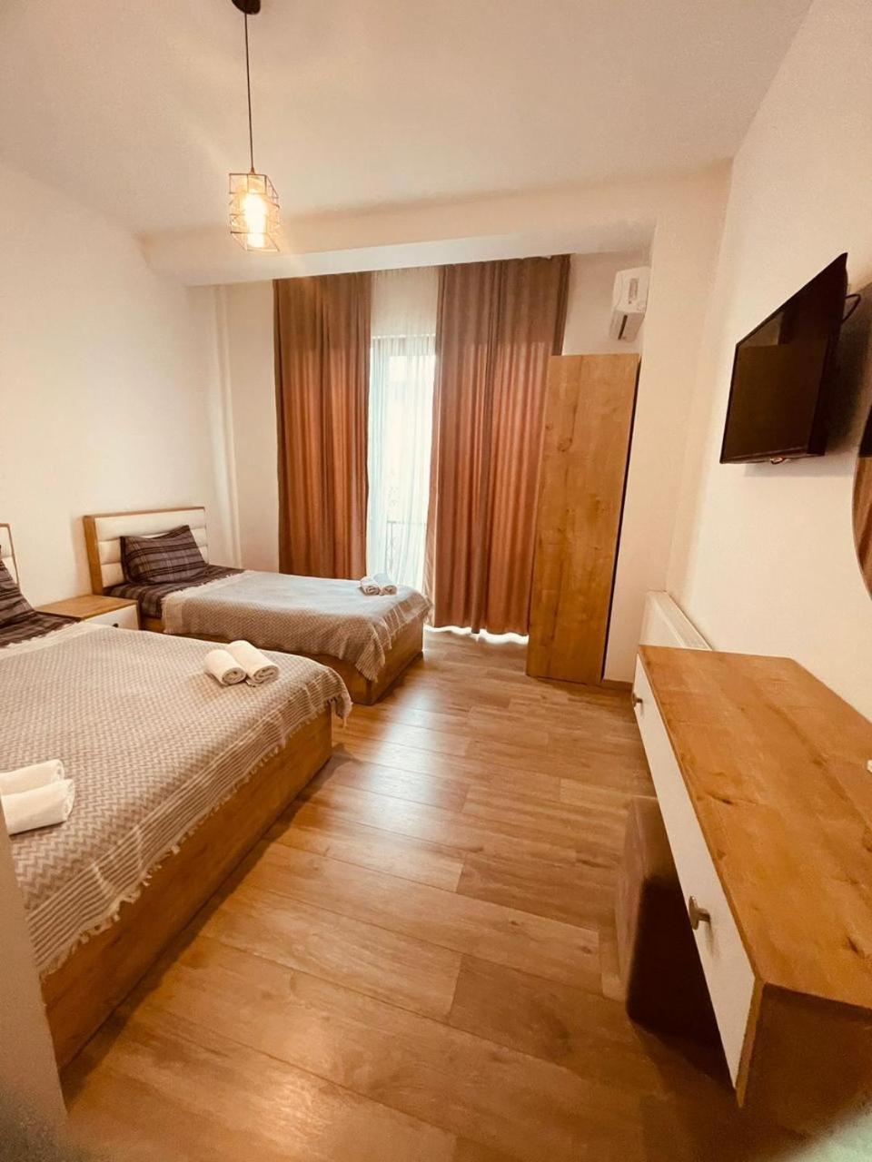 Myfamily Hotell Tbilisi Exteriör bild